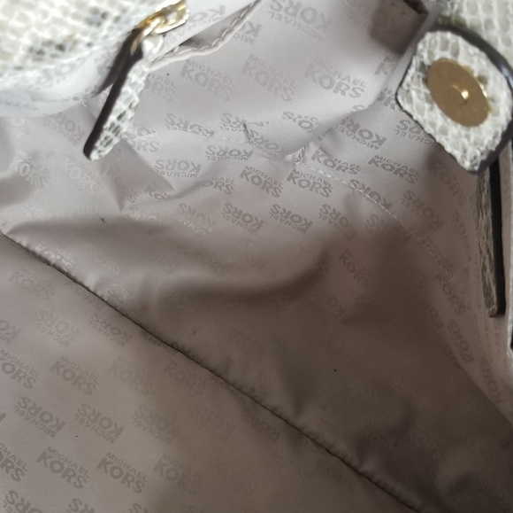 MICHAEL KORS Hamilton Snakeskin Large Emboss Tote - Picture 6 of 8